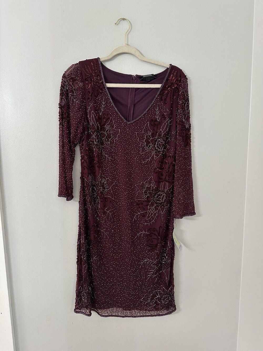 Pisarro Nights Dress Womens Size 10 V Neck Beaded Cocktail Purple